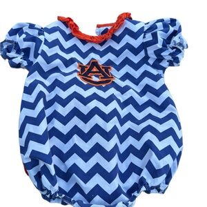 Auburn fans! Blue and Orange Zigzag Kids Bodysuit. Chevron Auburn bubble